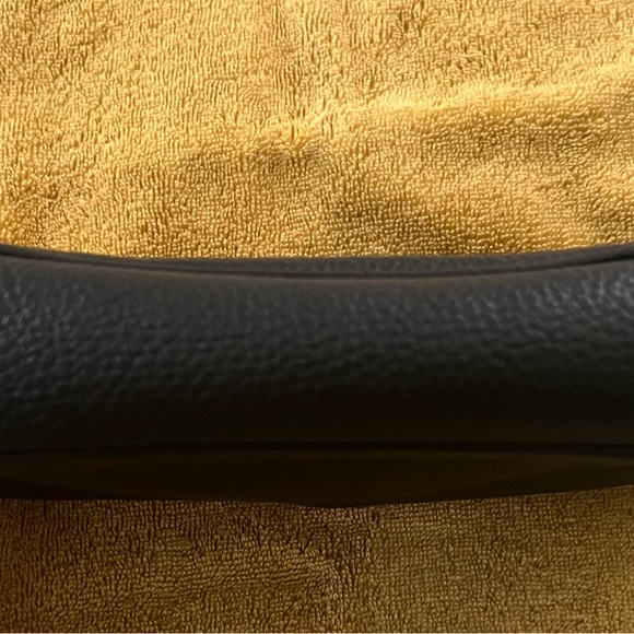 Michael Kors "Fulton" Black Shoulder Flap Bag - Picture 7 of 9